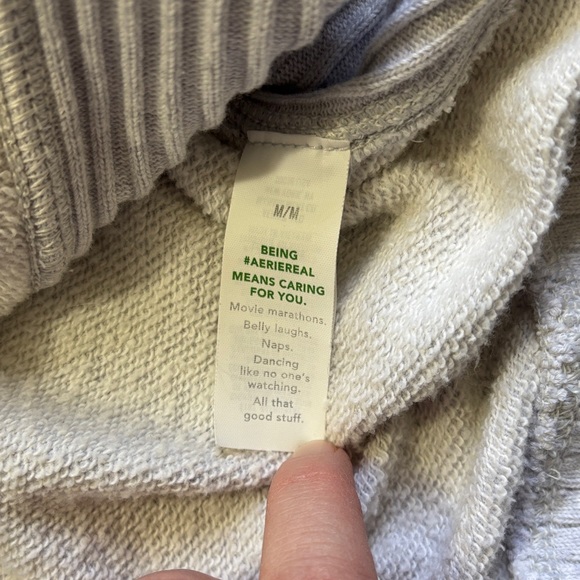 Aerie Gray Santa's BFF Crew Neck Sweater - Picture 5 of 6